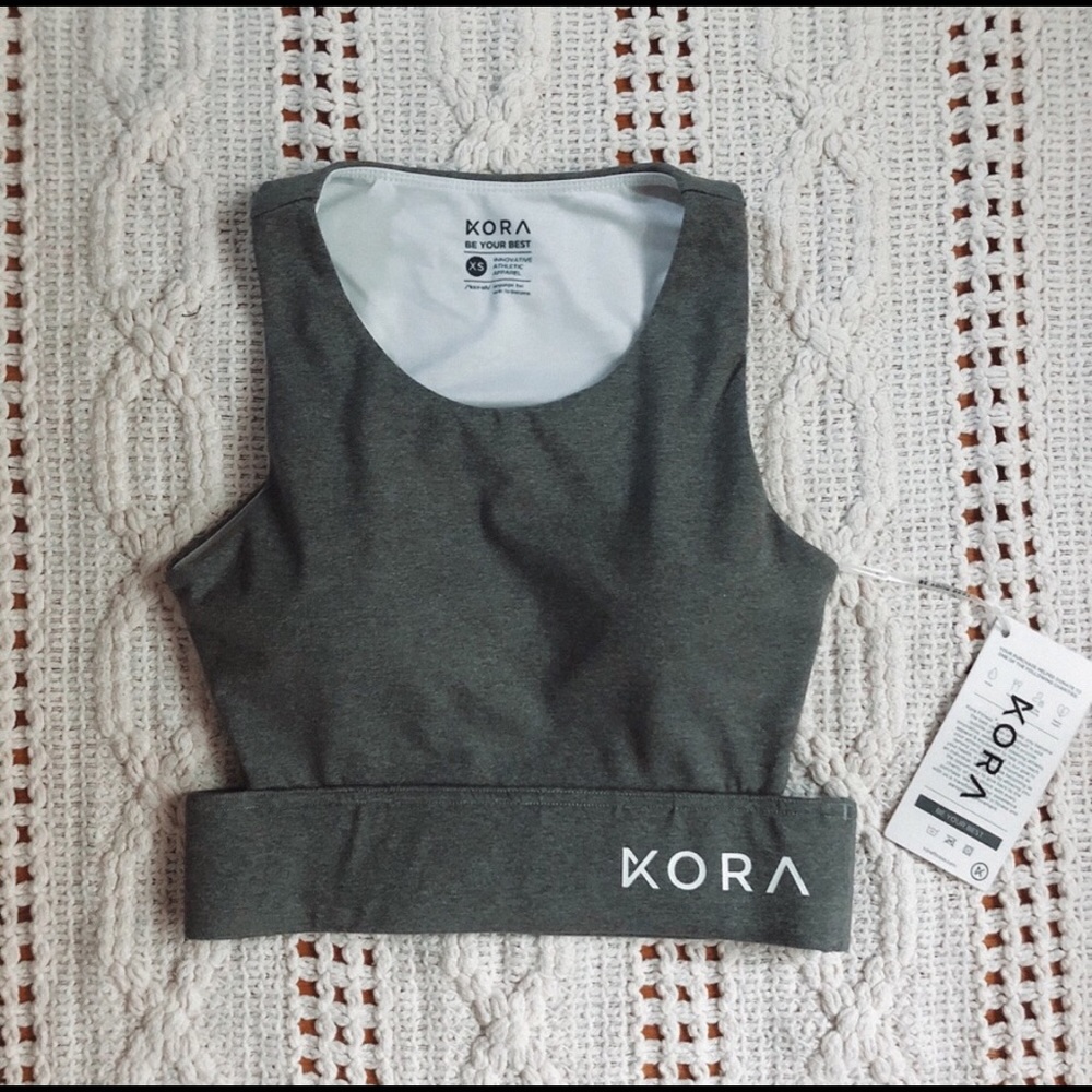 Kora fitness sports bra